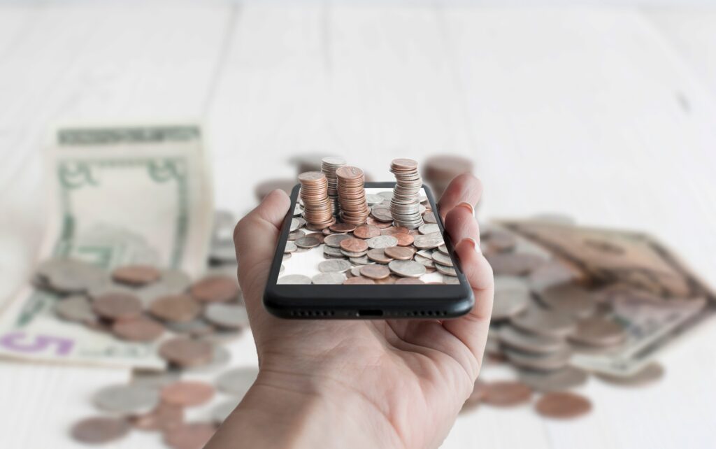 Money in smartphone
